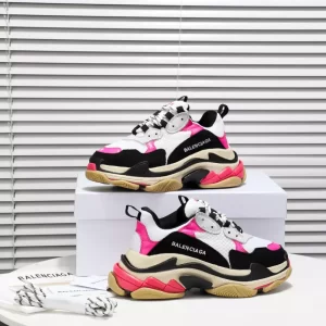 Balenciaga Triple S Sneaker - RBS55