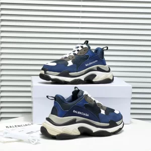 Balenciaga Triple S Sneaker - RBS45