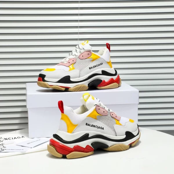 Balenciaga Triple S Sneaker - RBS57