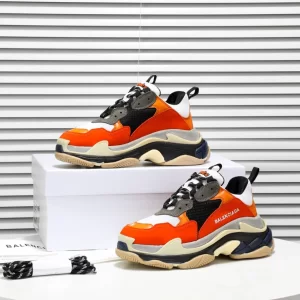 Balenciaga Triple S Sneaker - RBS59