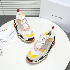 Balenciaga Triple S Sneaker - RBS57