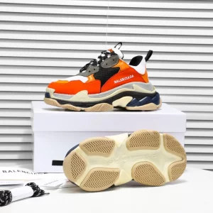 Balenciaga Triple S Sneaker - RBS59