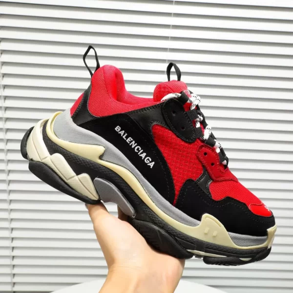 Balenciaga Triple S Sneaker - RBS33