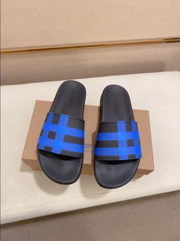 Burberry Check Slides - SB03