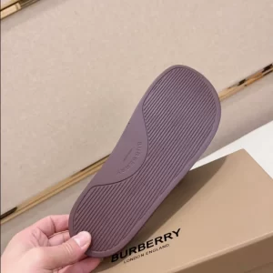 Burberry Check Slides - SB13