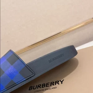 Burberry Check Slides - SB12