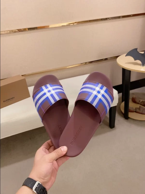 Burberry Check Slides - SB04