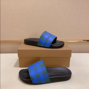 Burberry Check Slides - SB05