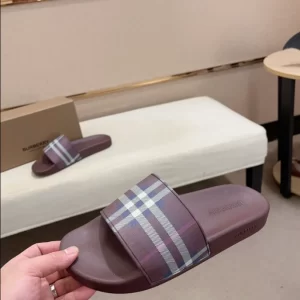 Burberry Check Slides - SB13