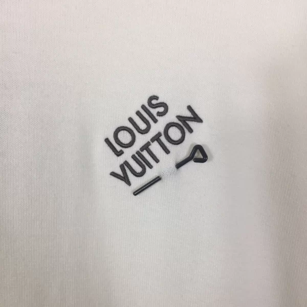 LV Embroidered Signature Short-Sleeved Cotton Crewneck - LRT23