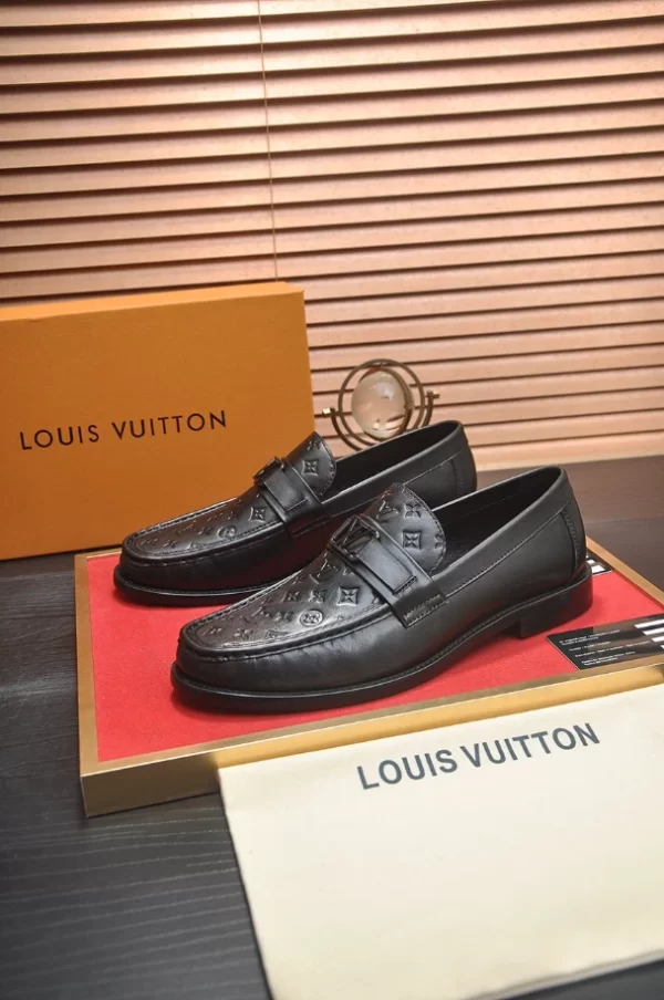 LV Major Loafer - RL60