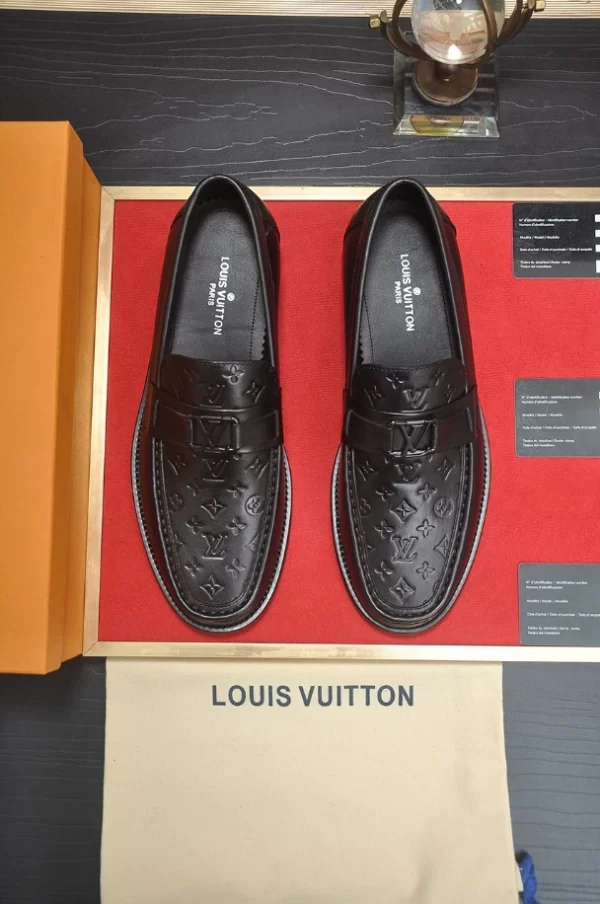 LV Major Loafer - RL60