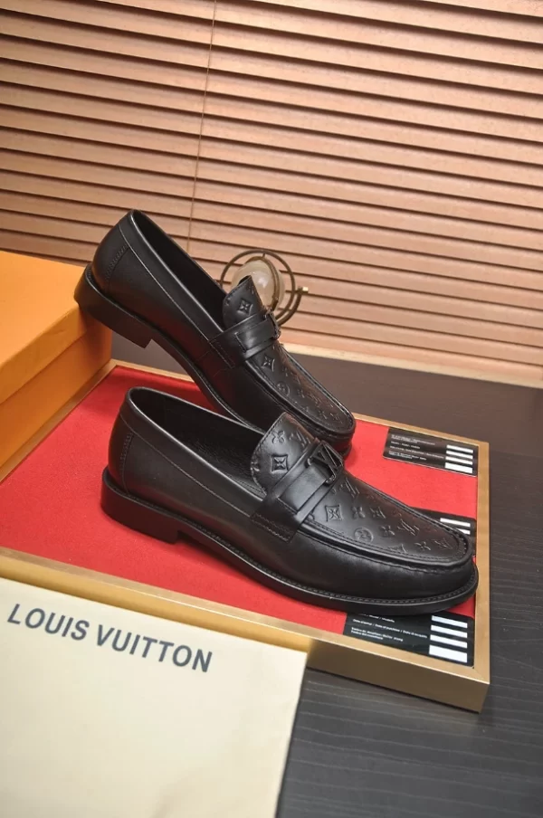 LV Major Loafer - RL60