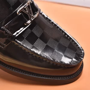 LV Major Loafer - RL68