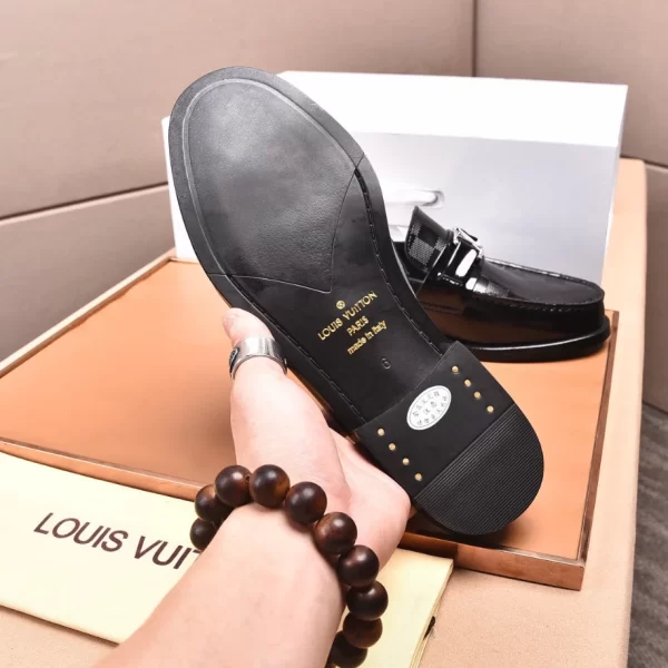 LV Major Loafer - RL68