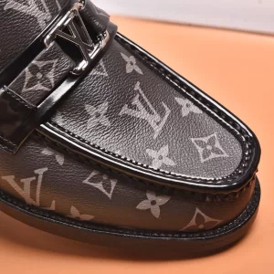 LV Major Open Back Loafer - RL73