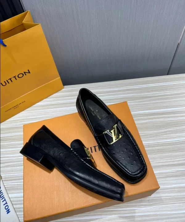 LV Montaigne Loafer - RL79