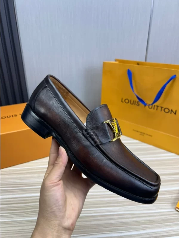 LV Montaigne Loafer - RL76