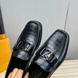 LV Montaigne Loafer - RL74