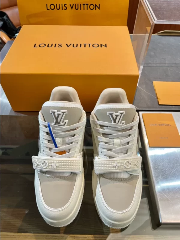 LV Trainer Sneaker - RLS82