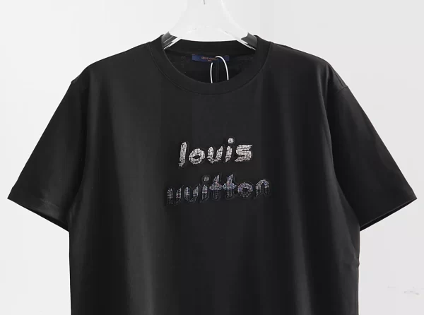 Louis Vuitton Embroidered Beads Cotton T-Shirt - LRT19