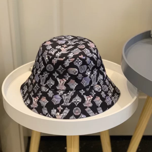 Louis vuitton Bucket Hat – RLC60