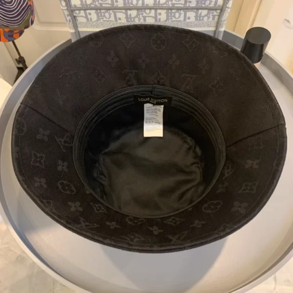 Louis vuitton Bucket Hat – RLC48