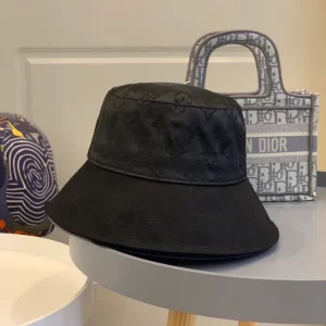 Louis vuitton Bucket Hat – RLC48