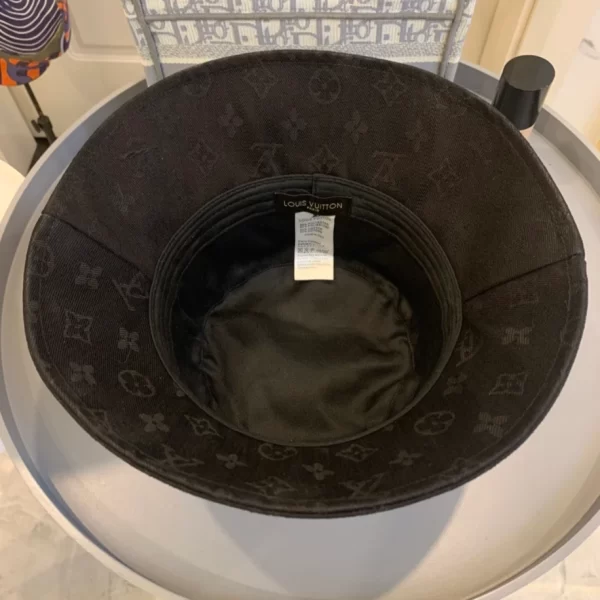 Louis vuitton Bucket Hat – RLC52