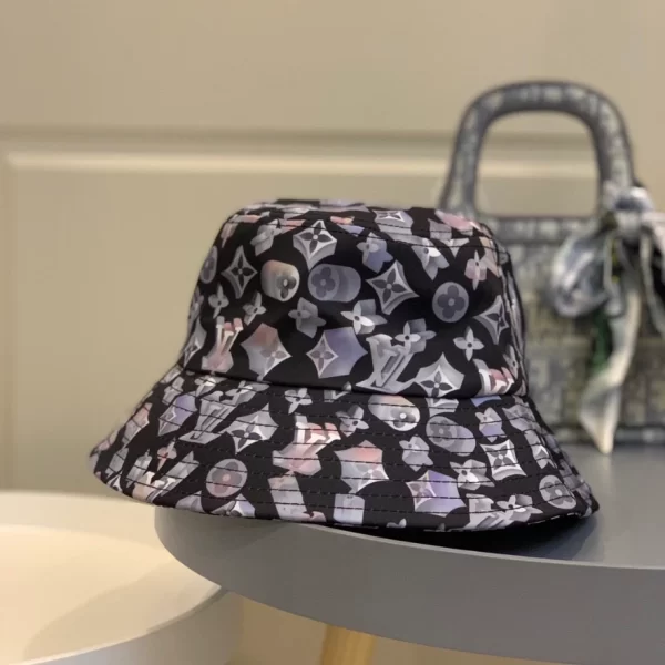 Louis vuitton Bucket Hat – RLC60