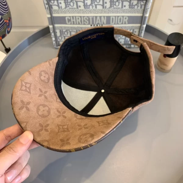 Louis vuitton LV Cap – RLC13