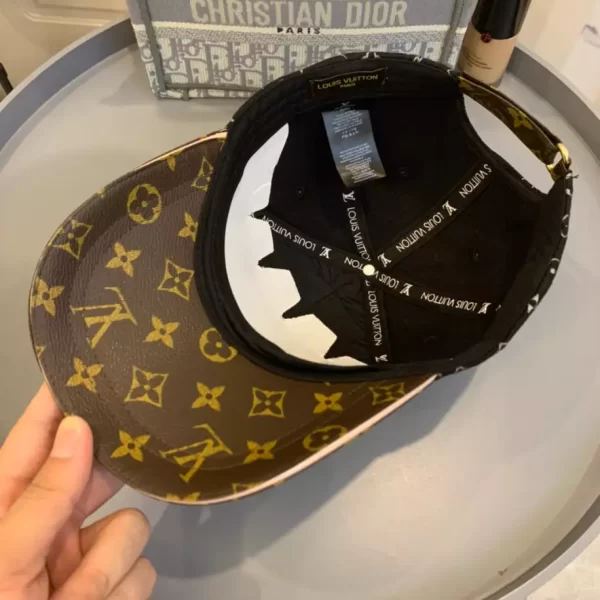 Louis vuitton LV Cap – RLC15