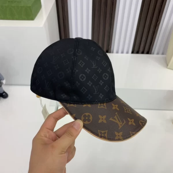 Louis vuitton LV Cap – RLC24