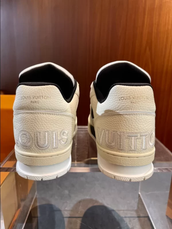 LV Trainer Sneaker - RLS82