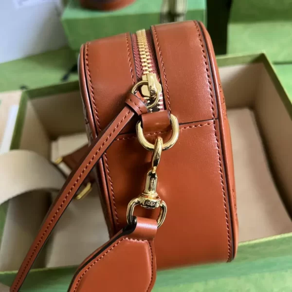 Gucci Matelassé Shoulder Bag - GH018