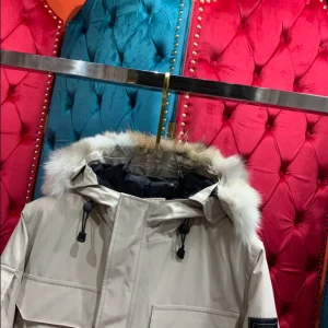 Canada Goose Jacket