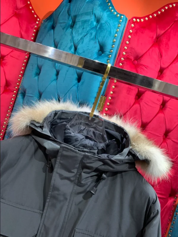 Canada Goose Jacket