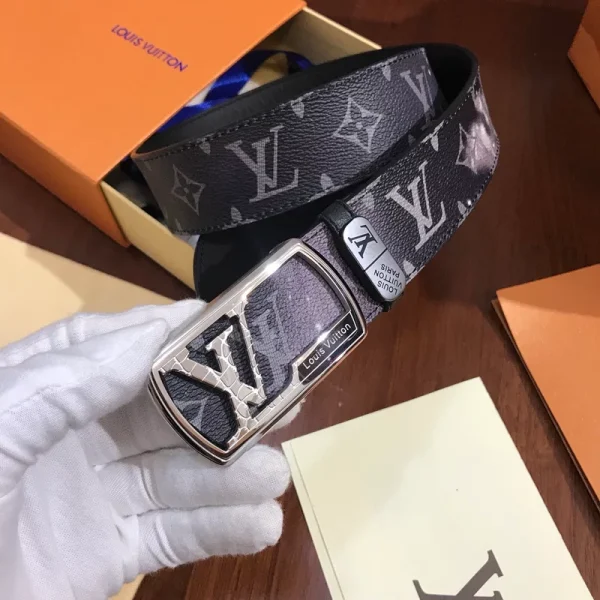 LOUIS VUITTON BELT