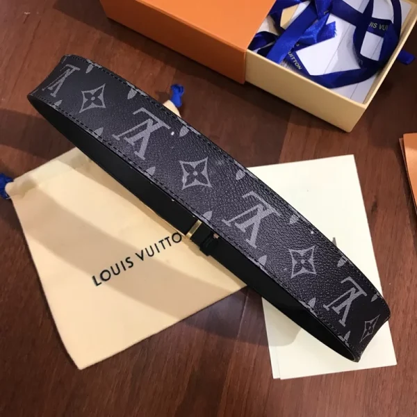 LOUIS VUITTON BELT